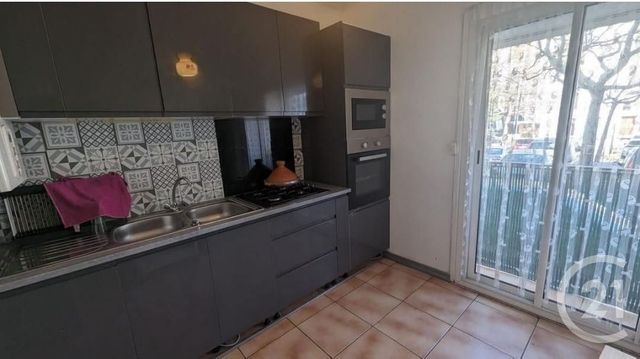 Appartement T3 à vendre - 3 pièces - 65.21 m2 - PERPIGNAN - 66 - LANGUEDOC-ROUSSILLON - Century 21 Terres Catalanes