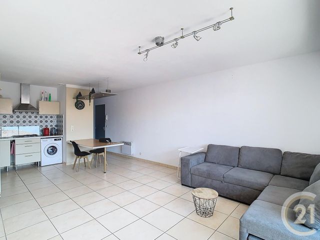 Appartement T2 à louer - 2 pièces - 46.6 m2 - PERPIGNAN - 66 - LANGUEDOC-ROUSSILLON - Century 21 Terres Catalanes