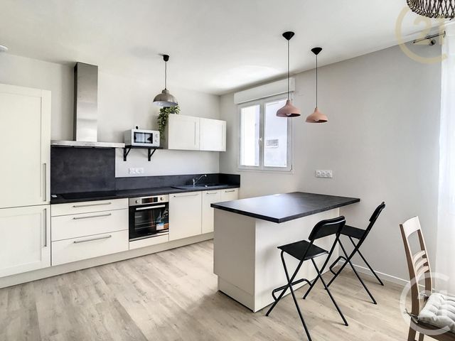 Appartement F4 à louer - 4 pièces - 77.66 m2 - PERPIGNAN - 66 - LANGUEDOC-ROUSSILLON - Century 21 Terres Catalanes